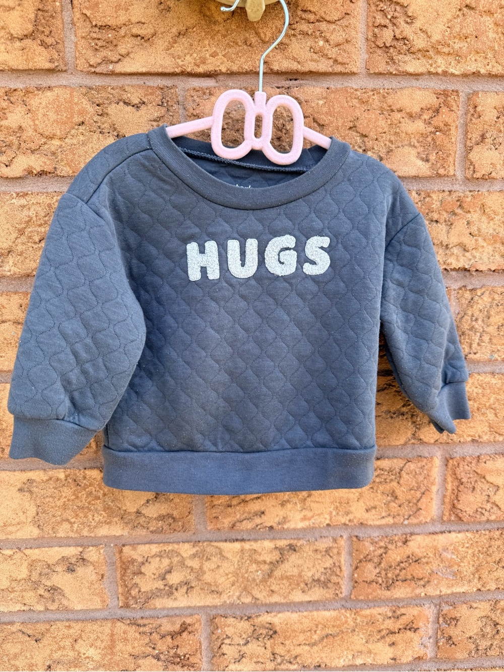 10/$25 • Carters Child Of Mine Quilted “Hugs” Sweatshirt